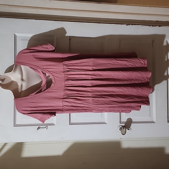 Shop Basic M Pink Short Sleeve Tunic Dress M - Picture 2 of 2